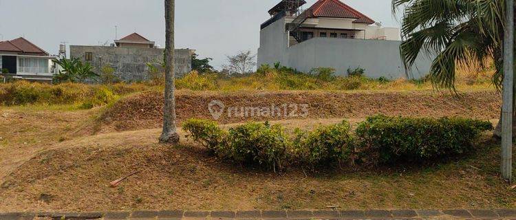 Tanah Luas di Jalan Utama Villa Puncak Tidar 1