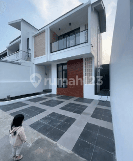 Disewakan Rumah Bagus Modern Terawat Harga Terbaik di Bandung Kota 1