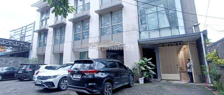 Dijual Gedung Bagus Cocok Untuk Kantor Strategis Di Tengah Kota Bandung 1