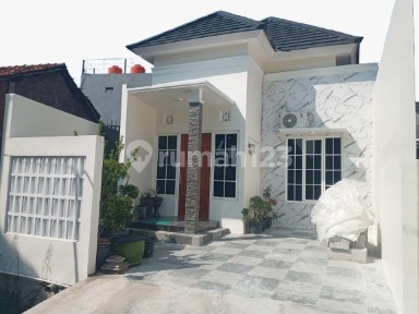 Nice House in Mangunharjo Tembalang, Nice 1