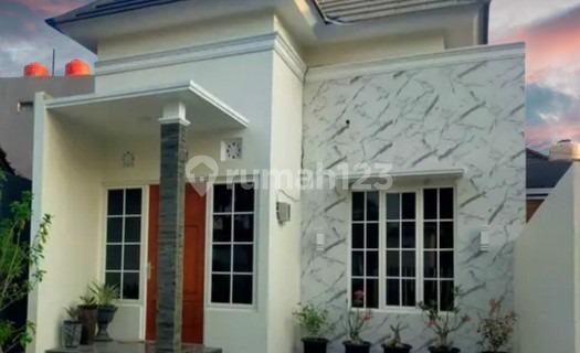 Rumah Bagus Dekat Unimus 1
