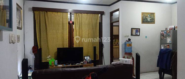 Rumah Untuk Keluarga Ditengah Kota Bandung di Pasir Huni 1