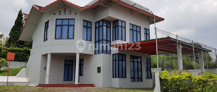 For Sale Villa in Bandungan Semarang 1