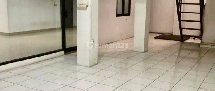 Disewa Rumah Bagus 10 Pintu Siap Huni dekat Maranata Bandung Kota 1