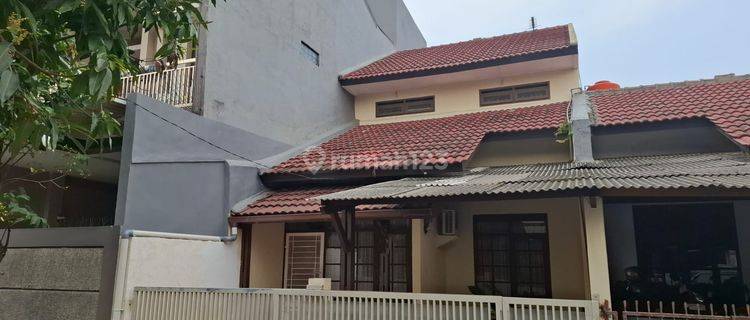 Disewa Rumah Bagus Semi Furnished Di Taman Holis Bandung Kota 1