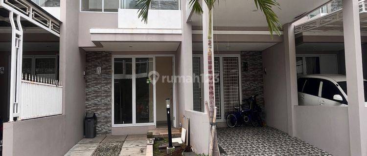 Rumah 2 Lantai Jakarta Barat Rumah SHM - Sertifikat Hak Milik Bagus 1