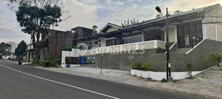 House by the road, large land, Tarogong Kaler Garut. 1