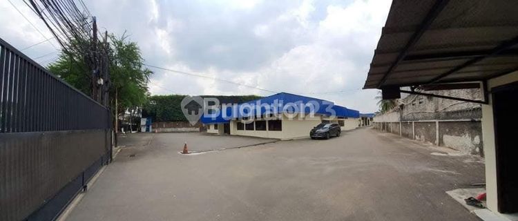 Disewakan gudang besar dengan daya Listrik tinggi  dan Gardu sendiri di TB Simatupang / Pasar Rebo, Jakarta Timur,  1