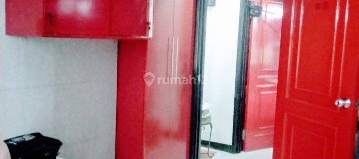 Dijual Cepat Apartemen Taman Kemayoran Condominium Semi Furnished 1