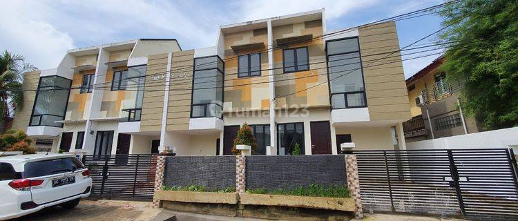 Dijual 2 Unit Townhouse 2 Lantai Pakjo Palembang 1