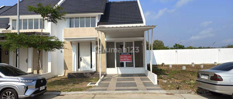 Dijual Rumah Cantik di Cluster Lugano D2 no.15 Citraland Palembang 1