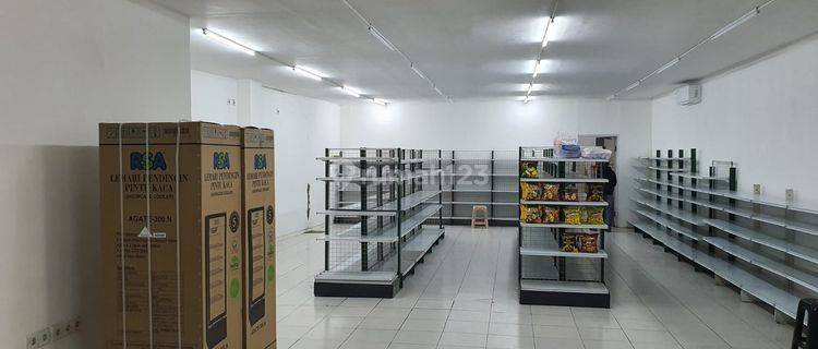 For sale Ruang Usaha Surya Sumantri, Bandung 1