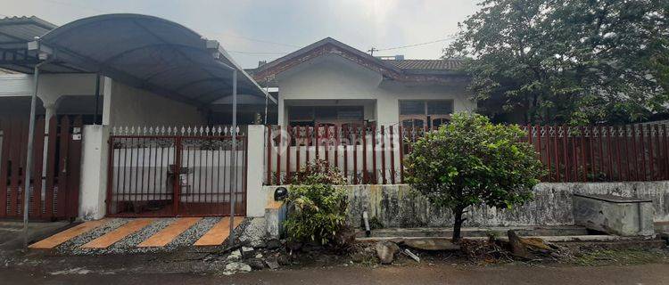 Rumah Dijual Daerah Putat Indah Surabaya Hanya 1M 1