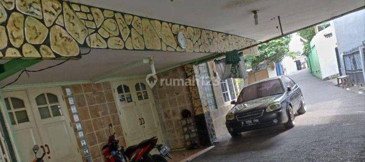 Dijual MURAH Kost² an 2 Lantai ( 15 Kamar ) di Jakarta Selatan 1