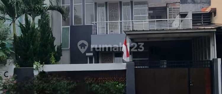 For Rent / For Sale 2-Story House Ready to Occupy in Second Boulevard, Legenda Wisata, Cibubur 1