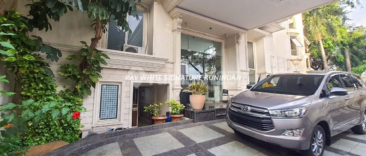 Disewakan Ruang Usaha Di Senopati Lokasi Strategis  1