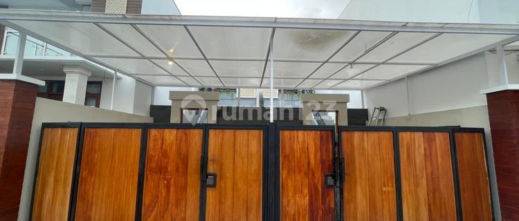 Di Jual 2 Villa Begandengan Full Furnished 1