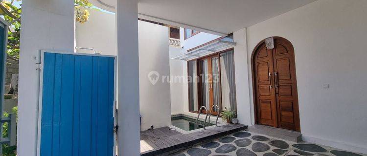 FOR RENT SANTORINI STYLE VILLA IN SANUR 1