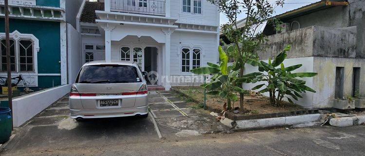 Rumah Asri Cluster Nyaman Di Perumahan Fajar Indah Solo 1