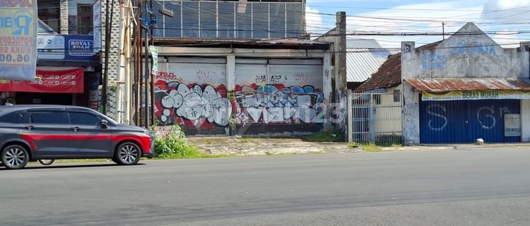 2-Story Ruko in a Strategic Location on Jalan Kadipiro - Kasihan Bantul 1