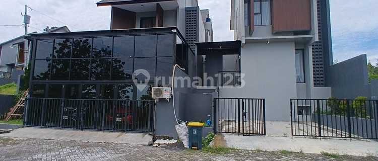 Ready Rumah Dengan View Laut & Kota Semarang  1