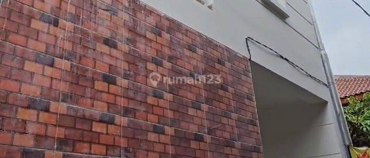 Rumah Murah Jagakarsa 2 Lantai SHM Jakarta Selatan 1