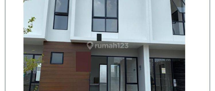 Dijual Cepat Rumah 2 Lantai Shm Hadap Selatan  1