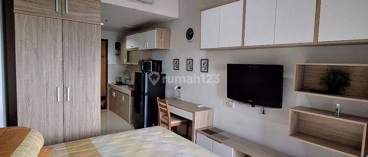 Apartemen Springwood Alam Sutera Furnish Studio Lantai Tengah 1