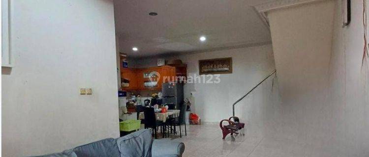 Di Jual Rumah Siap Huni 3,5 Lantai Di Tambora Jakarta Barat 1