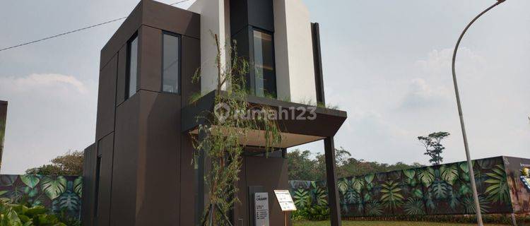 Rumah mewah 2 lantai di Cibubur  1