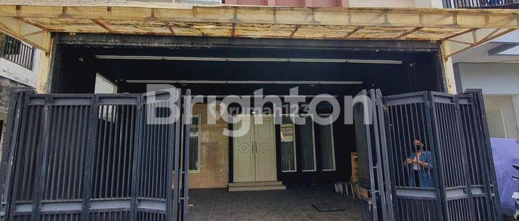 *RAYAN REGENCY, RUMAH (3LT) DIJUAL, BUTUH CEPAT LAKU* 1