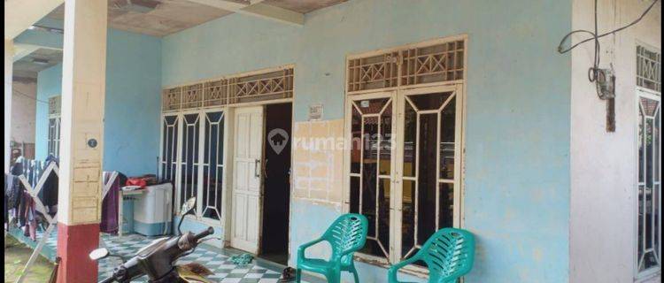 DiJual Rumah Besar Cukup Bayar Harga Tanahnya Saja 1