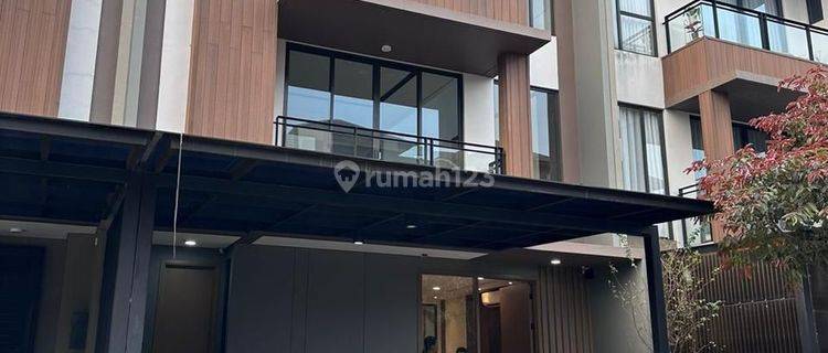 Rumah Baru, Mewah 3lt Dengan Design Interior Yg Cantiq Di Zora, Bsd 1