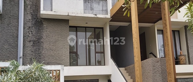 Rumah Yang Ada Basementnya Di BSD Cluster Placido 1