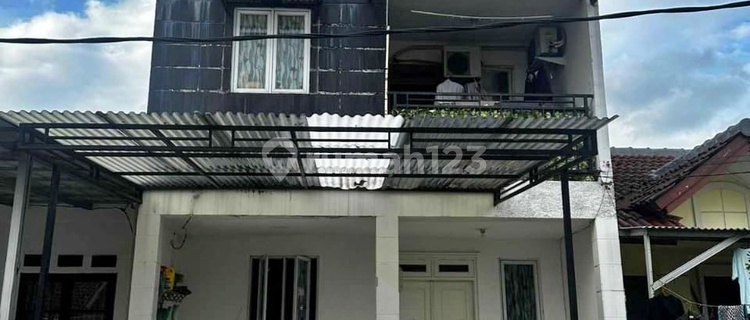 Ready-to-Occupy 2-Story House Best Price in Deltamas City, Cikarang 1