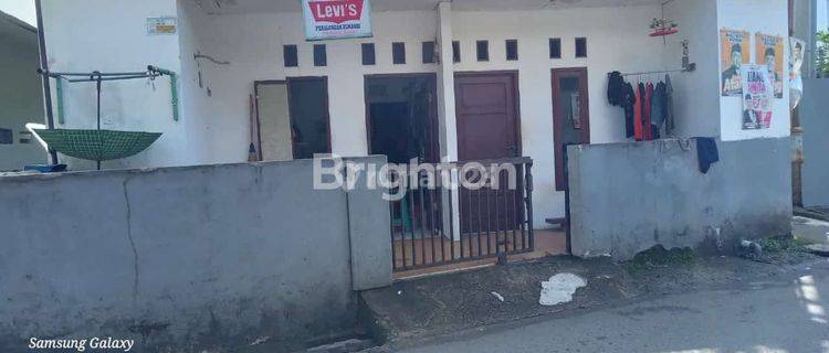 RUMAH KONTRAKAN DUA PINTU DI CURUG MEKAR BOGOR 1