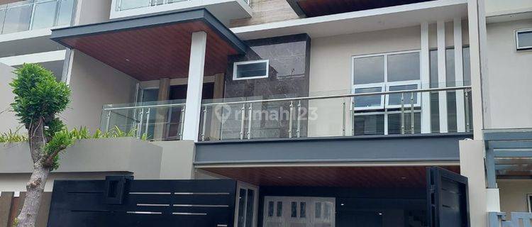 Rumah mewah, cantik dan bagus di Permata Buana Jakarta Barat 1