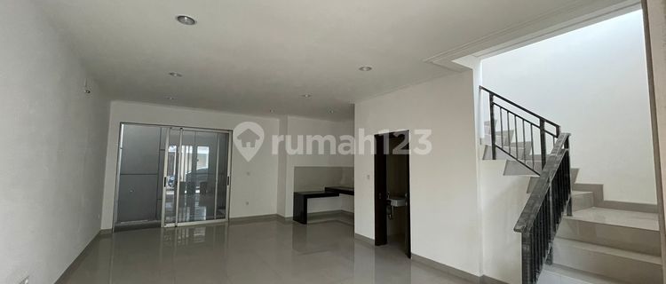 For Rent: Empty House Size 6x15 PIK 2 Cheap 1