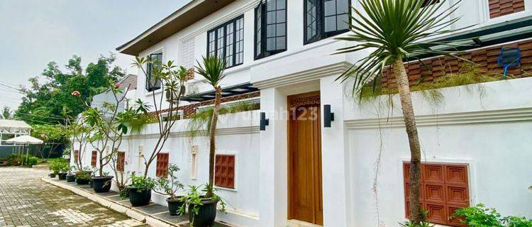 Rumah cantik modern siap huni di bintaro tangsel 1