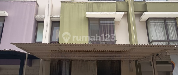 3-Floor Building Kostan 10 Rooms Strategic Location in Gading Serpong 1