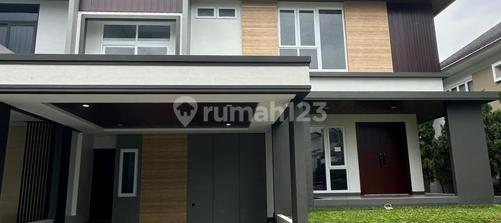 Beautiful House at BSD The Icon Brand New 2 Floors Ready to Occupy 1