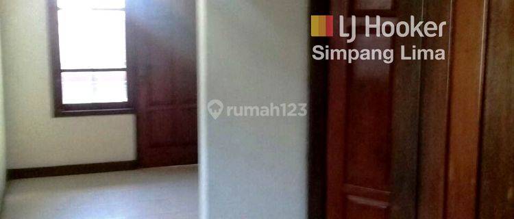 Rumah Dijual Sangat Strategis di Jalan Jagalan , Semarang Tengah 12.130 aud  1