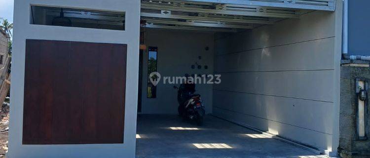 Rumah Baru Minimalis Asri View Sawah Dekat Stadion Dypta Gianyar 1