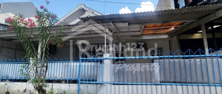House in Puri Anjasmoro, Semarang Me 6472 1