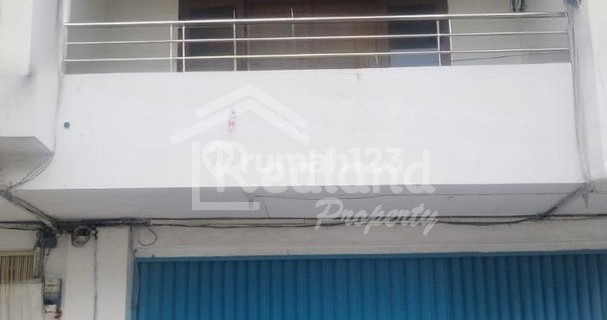 Shop house in Puri Anjasmoro, Semarang 6588 1