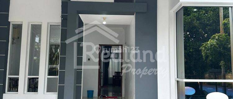 Rumah di Graha Wahid , Semarang Si Me 6592  1