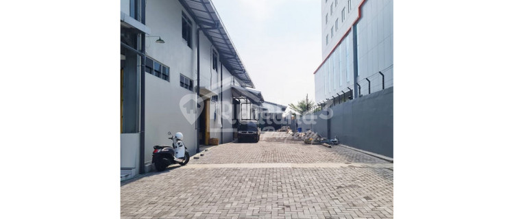Gudang di Majapahit , Semarang Vn 6824  1