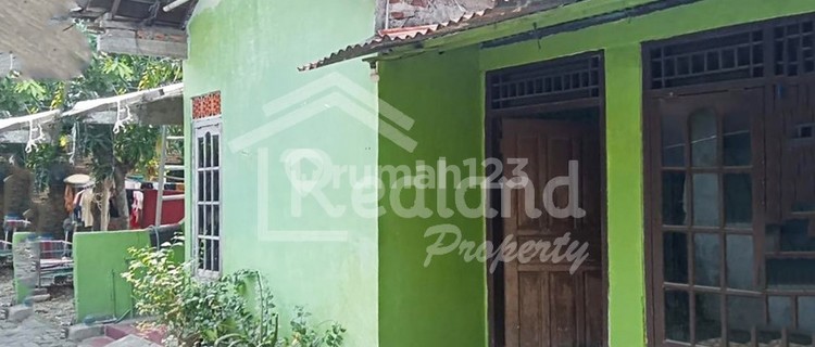 Rumah di Daerah Tlogosari , Semarang Si 6895  1