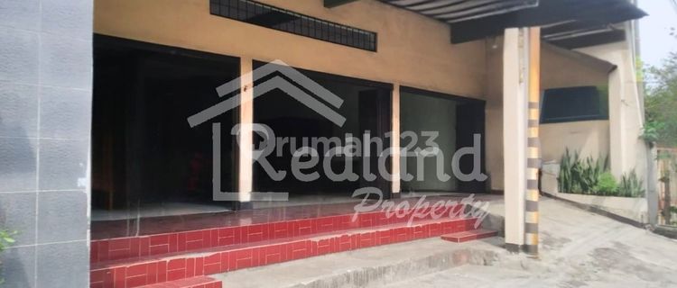 Ruang Usaha di Jenderal Sudirman , Ungaran ( Si 8328 ) 1