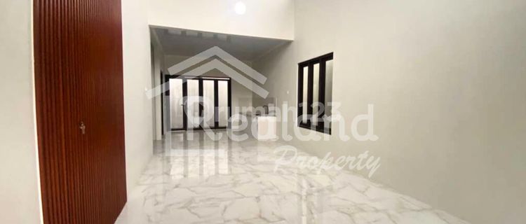 Rumah di Puri Anjasmoro , Semarang ( Si 8302 ) 1